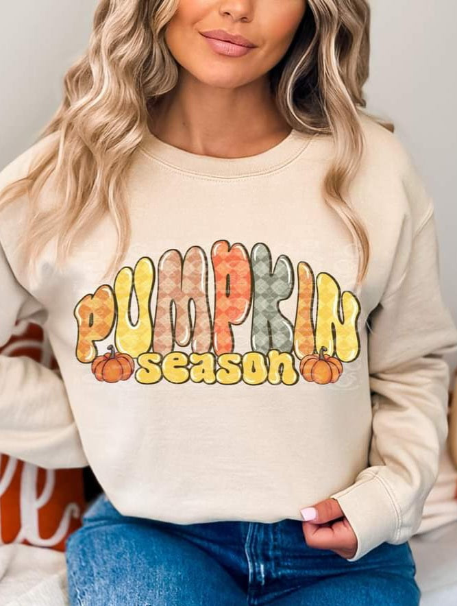 Pumpkin Season Bubble letter - SHIRT CS.S.T