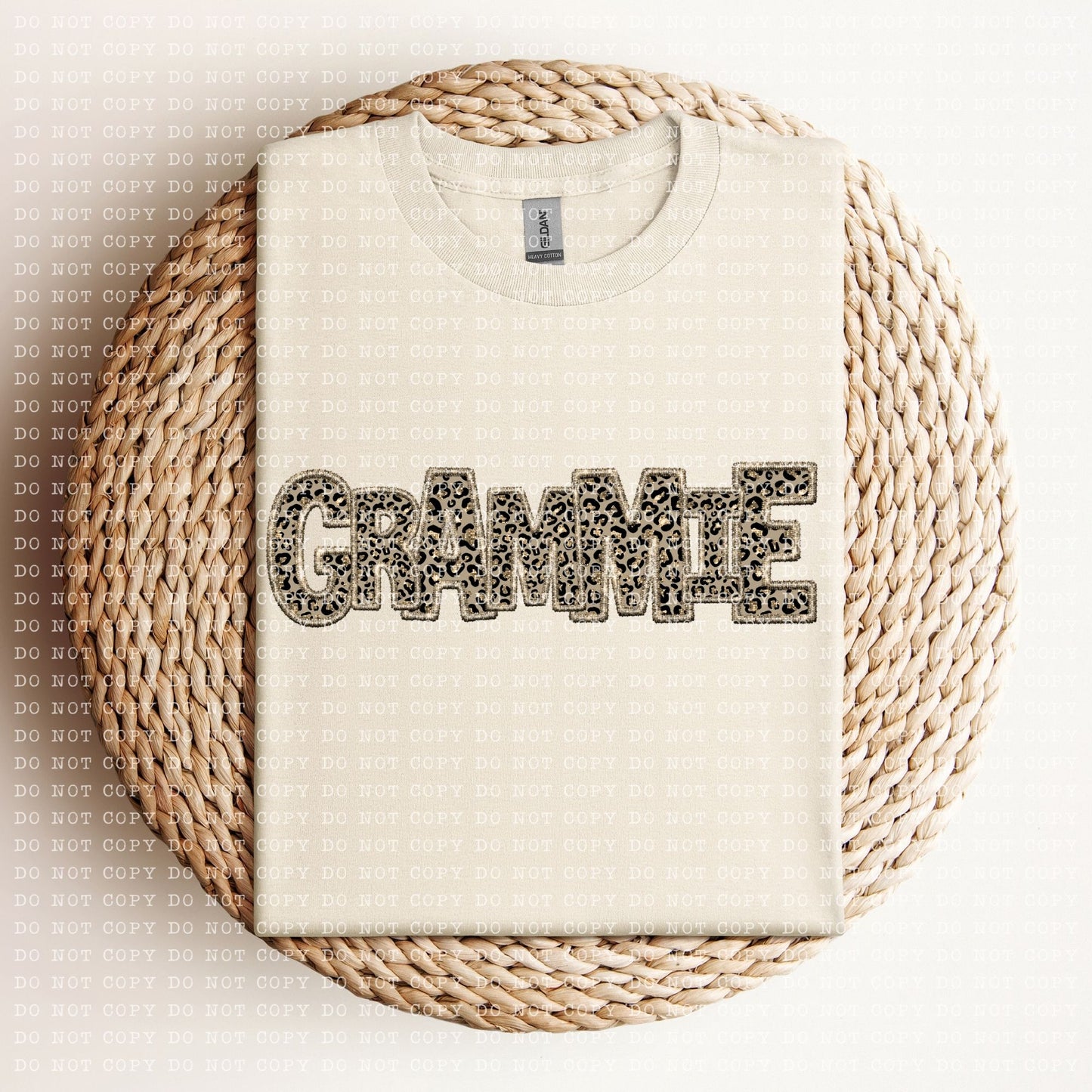 Leopard/Gold Mom & Grandma names - SHIRT ECHT.2023 *comment shirt color 7 name you want in note box