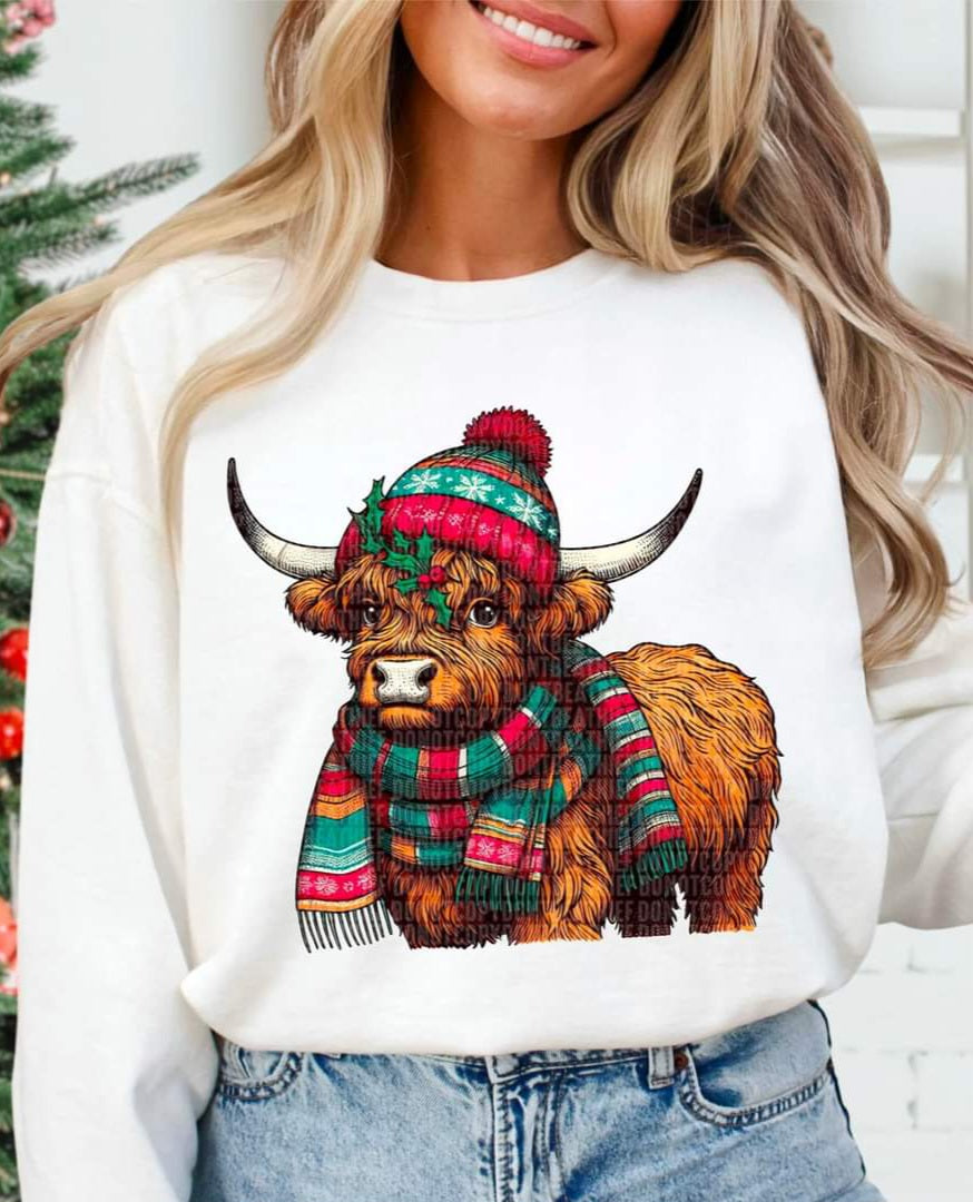 Christmas Cow with Hat & Scarf - SHIRT SDD