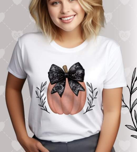 Pumpkin with Black Lace Bow - SHIRT SST.24